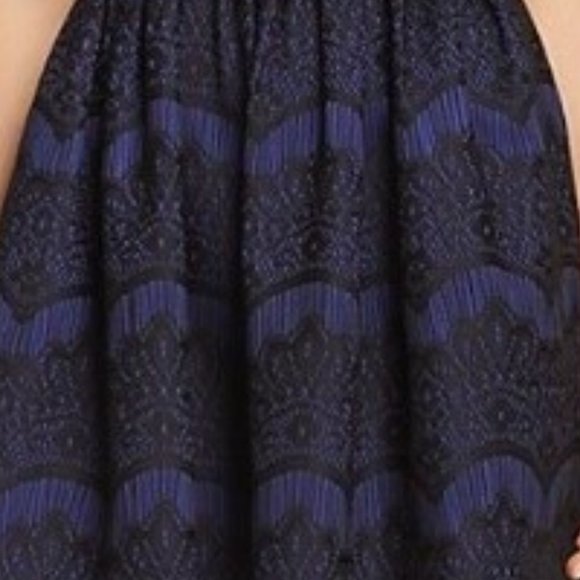 NEW Aqua Dress Women's Black Blue Sweetheart Lace Fit & Flare SZ M Bloomindales - Picture 2 of 3